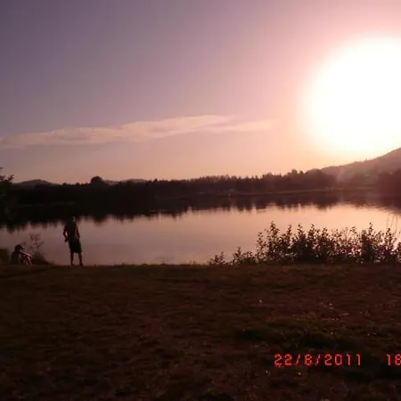 Les De L Etang :studio A 20 Mn De Gerardmer アパート La Chapelle