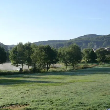 Les De L Etang :studio A 20 Mn De Gerardmer アパート *